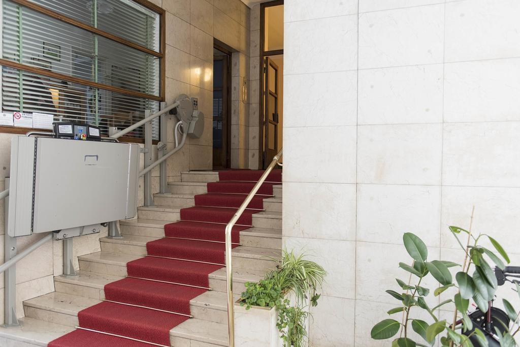 דירות מילאנו Pied A Terre Sant'Agostino מראה חיצוני תמונה